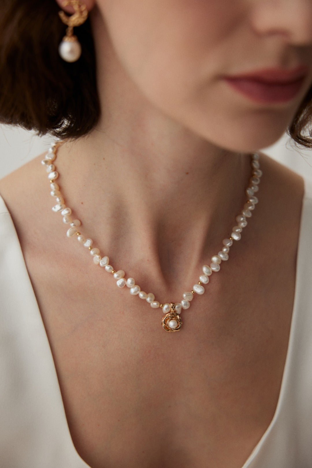 Ideal Love Pearl Necklace with Camellia Pendant - GlamBee Fashion