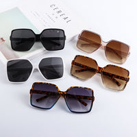 Thumbnail for Vintage Oversized Sunglasses - Fashion UV400 Gradient Shades - GlamBee Fashion